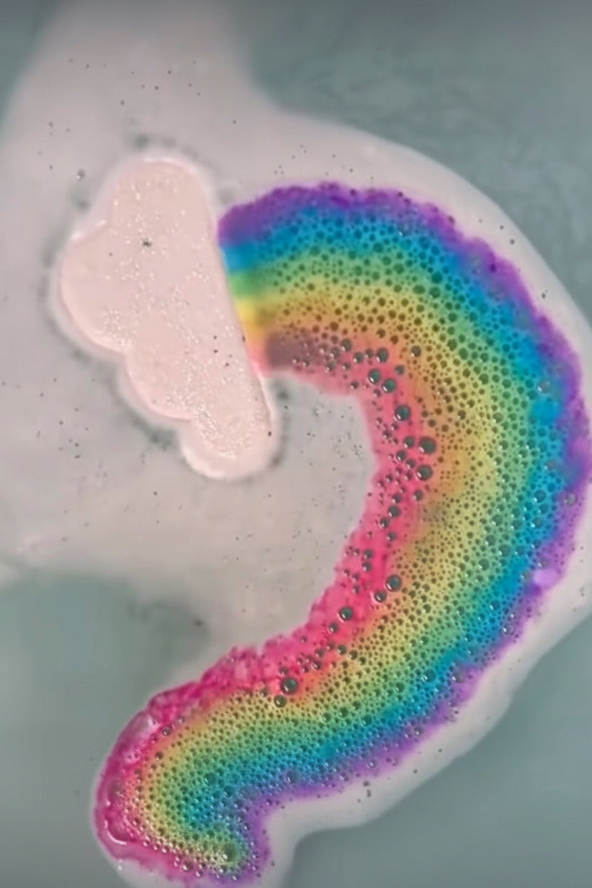 Bombe de bain nuage arc-en-ciel - Bientôt disponible